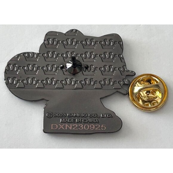 Hello Kitty Tennis Pin 2023 Sanrio Collectible Metal Lapel Badge - Picture 3 of 3